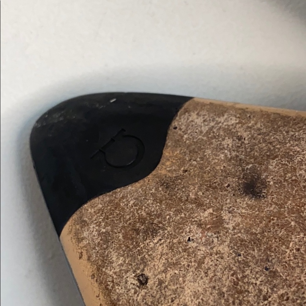 Ferragamo black bow patent kitten heels 8 B - Picture 11 of 16